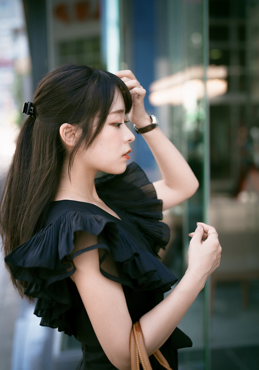 AR!NAのモデルイメージ